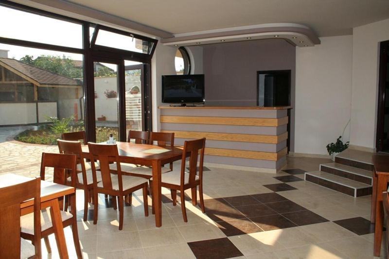 Silistar Hotel Rezovo Bagian luar foto