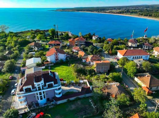 Silistar Hotel Rezovo Bagian luar foto